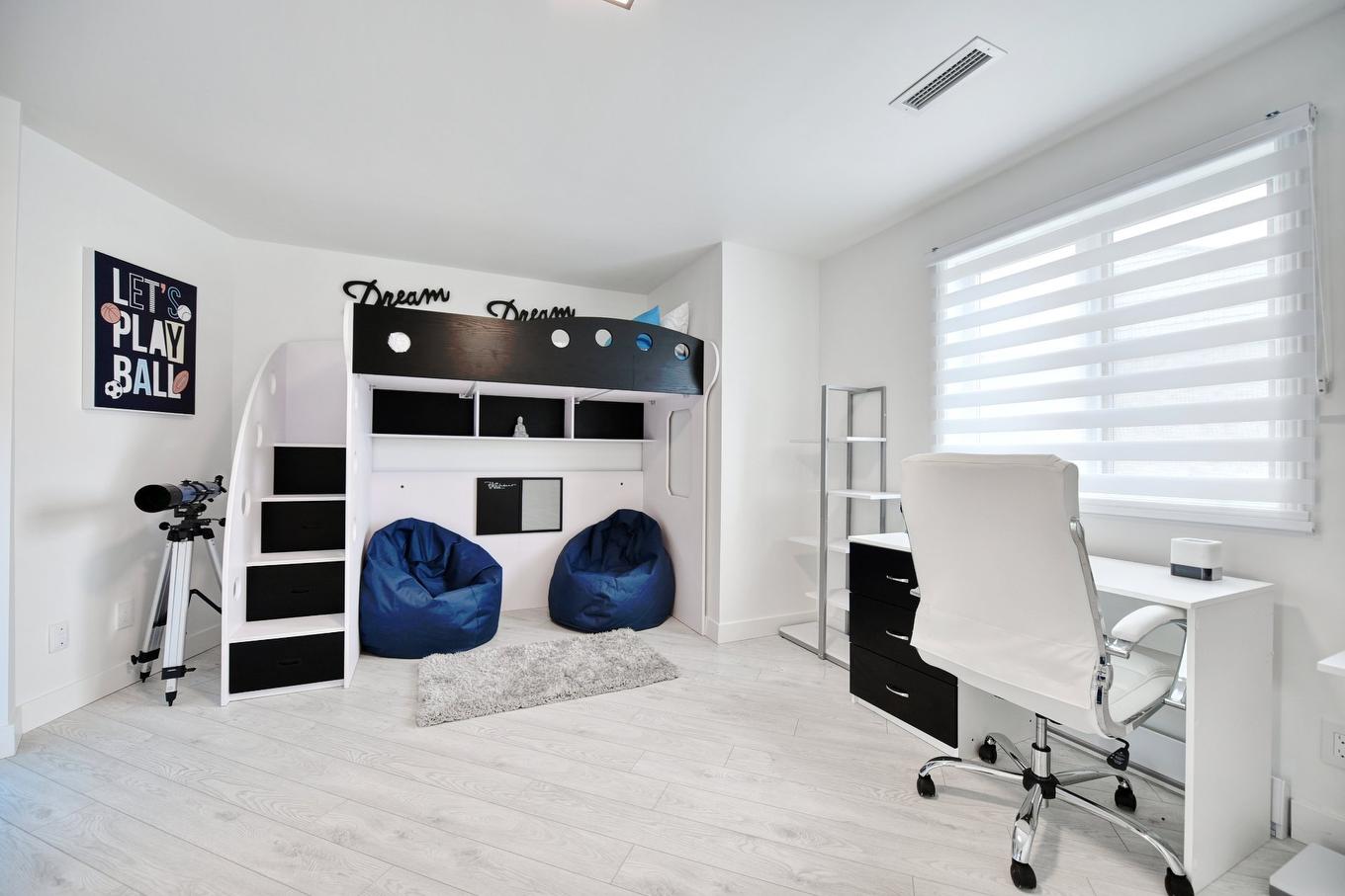 Bedroom - 8990 Place Rodier, Brossard, QC - Indoor Photo Showing Office