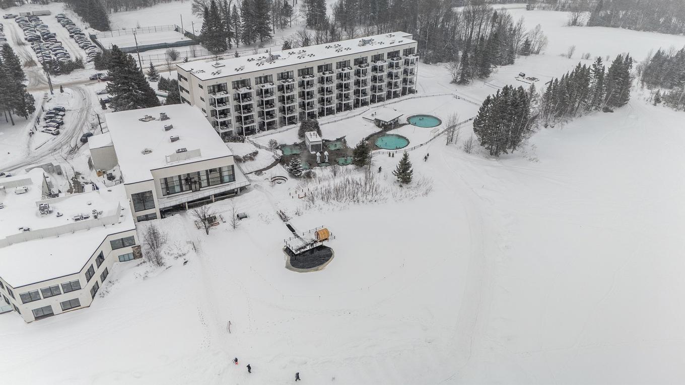 Photo aérienne - 110-43 Ch. Fridolin-Simard, Estérel, QC - Outdoor With View