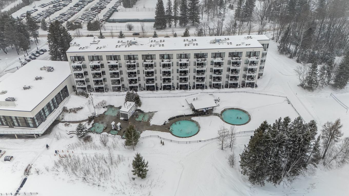 Photo aérienne - 110-43 Ch. Fridolin-Simard, Estérel, QC - Outdoor With View