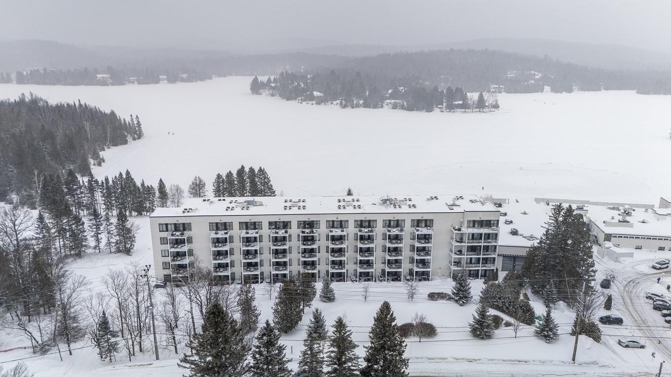 Photo aérienne - 110-43 Ch. Fridolin-Simard, Estérel, QC - Outdoor With View