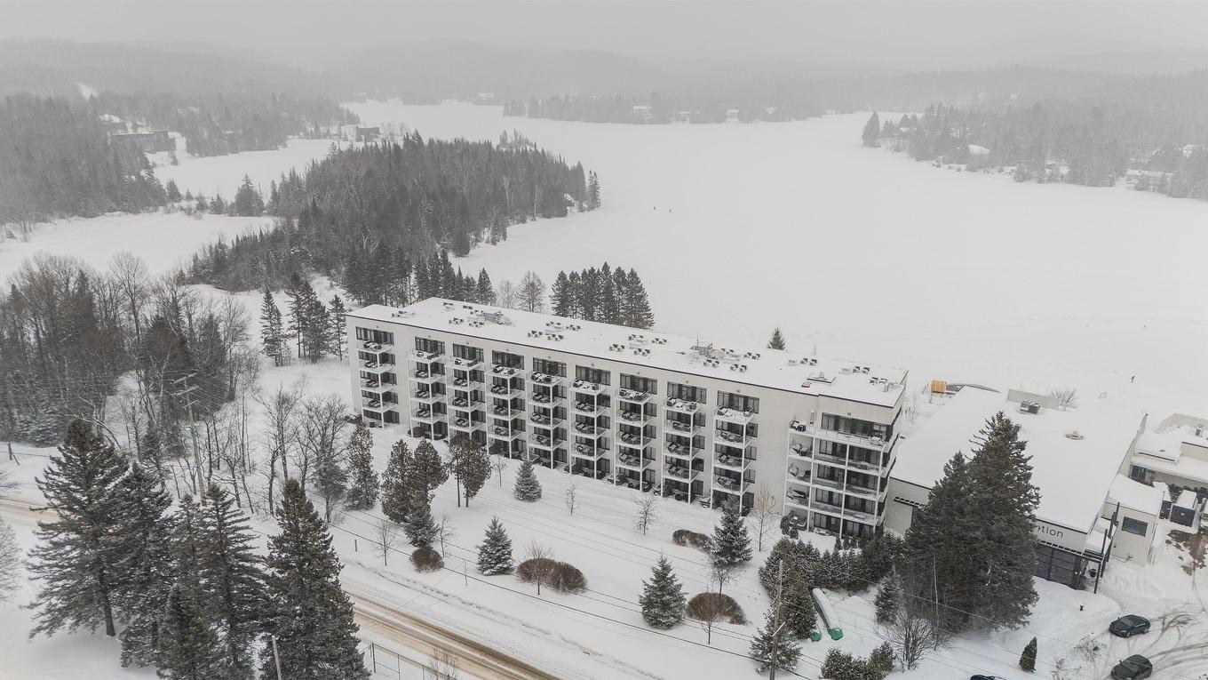Photo aérienne - 110-43 Ch. Fridolin-Simard, Estérel, QC - Outdoor With View