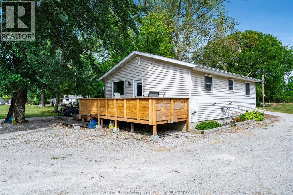 633 Point Pelee Drive, Leamington, ON