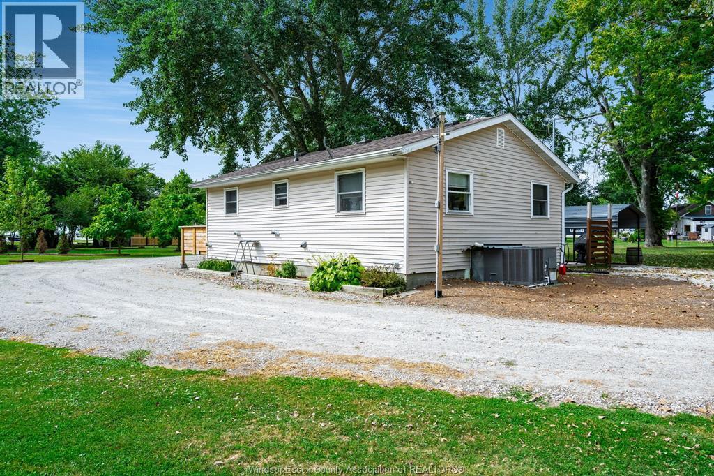 633 Point Pelee Drive, Leamington, ON