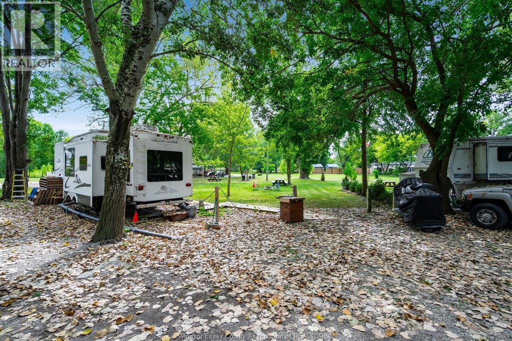 633 Point Pelee Drive, Leamington, ON - Outdoor