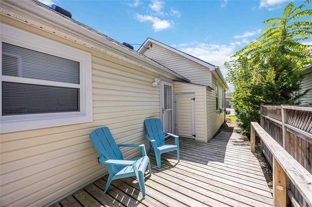 326 Michigan Avenue, Point Edward, ON