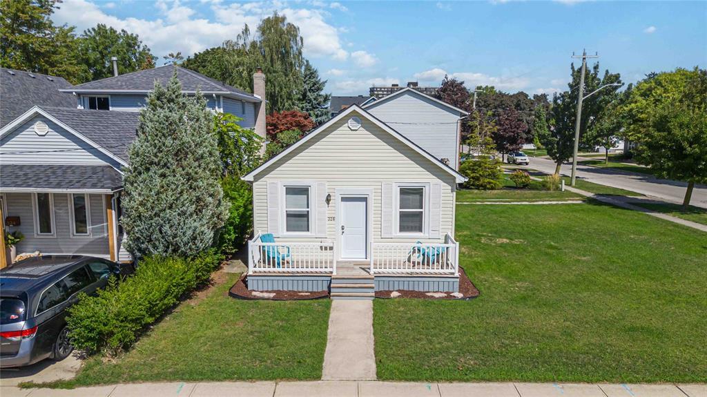 326 Michigan Avenue, Point Edward, ON