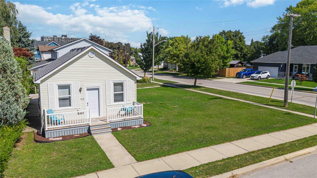 326 Michigan Avenue, Point Edward, ON