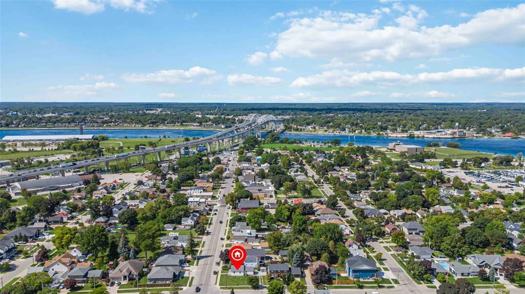 326 Michigan Avenue, Point Edward, ON