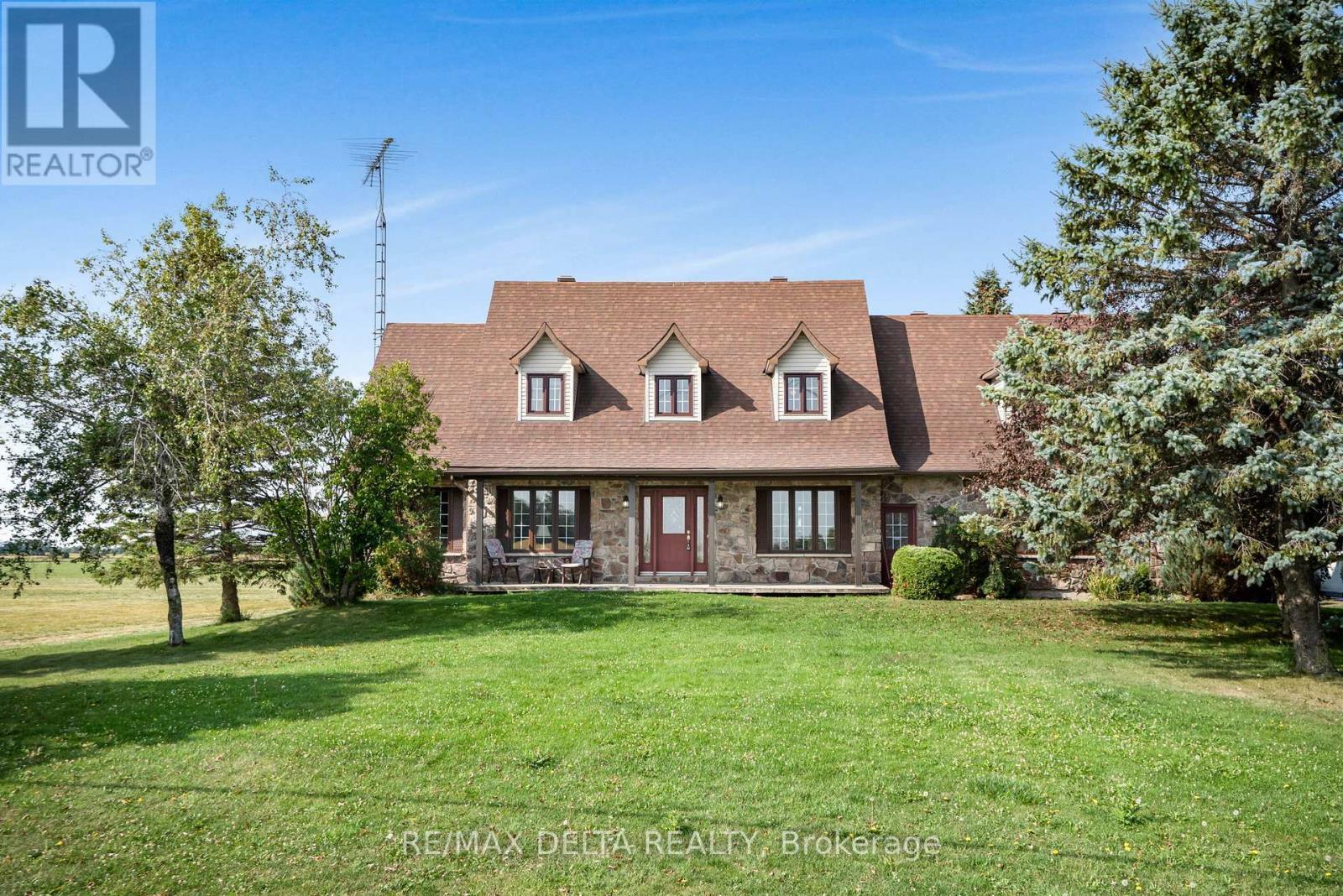 4254 Conc 20 Concession, The Nation, ON - Outdoor With Deck Patio Veranda