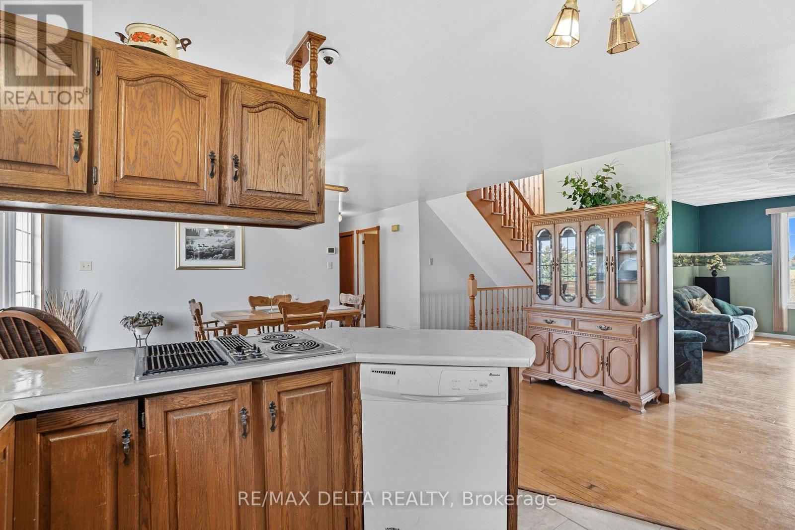 4254 Conc 20 Concession, The Nation, ON - Indoor Photo Showing Kitchen