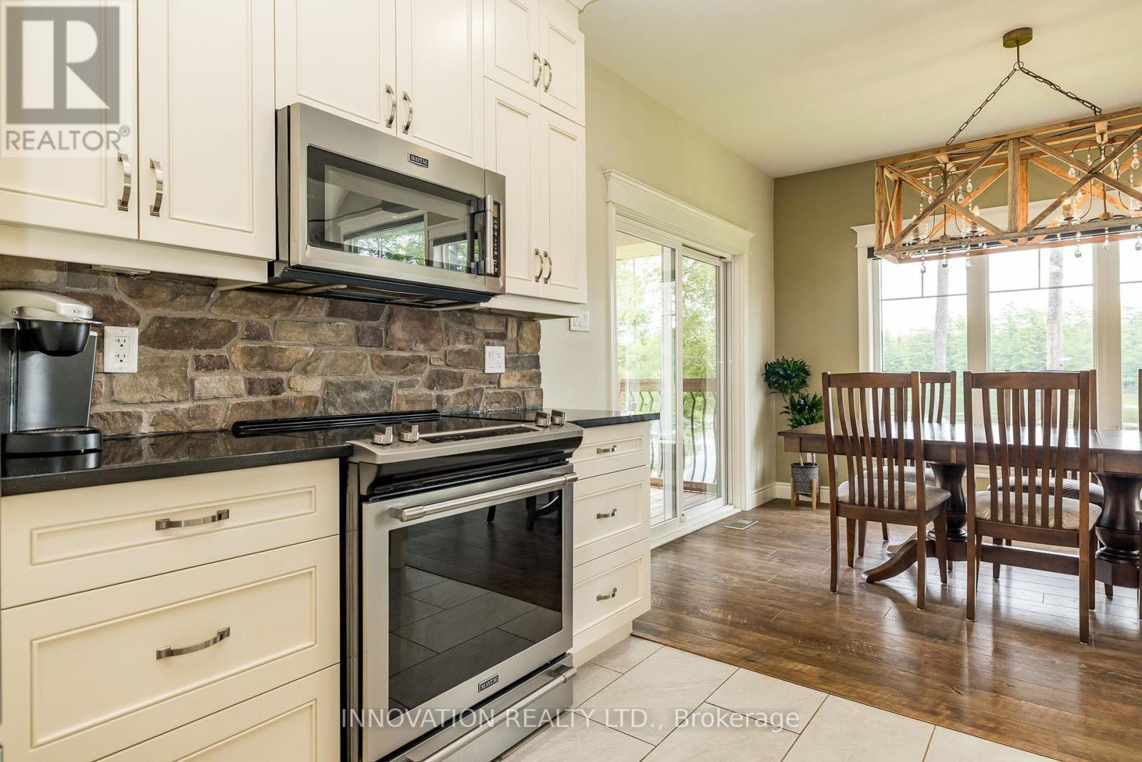 103 A Carriage Landing Drive, Horton, ON - Indoor