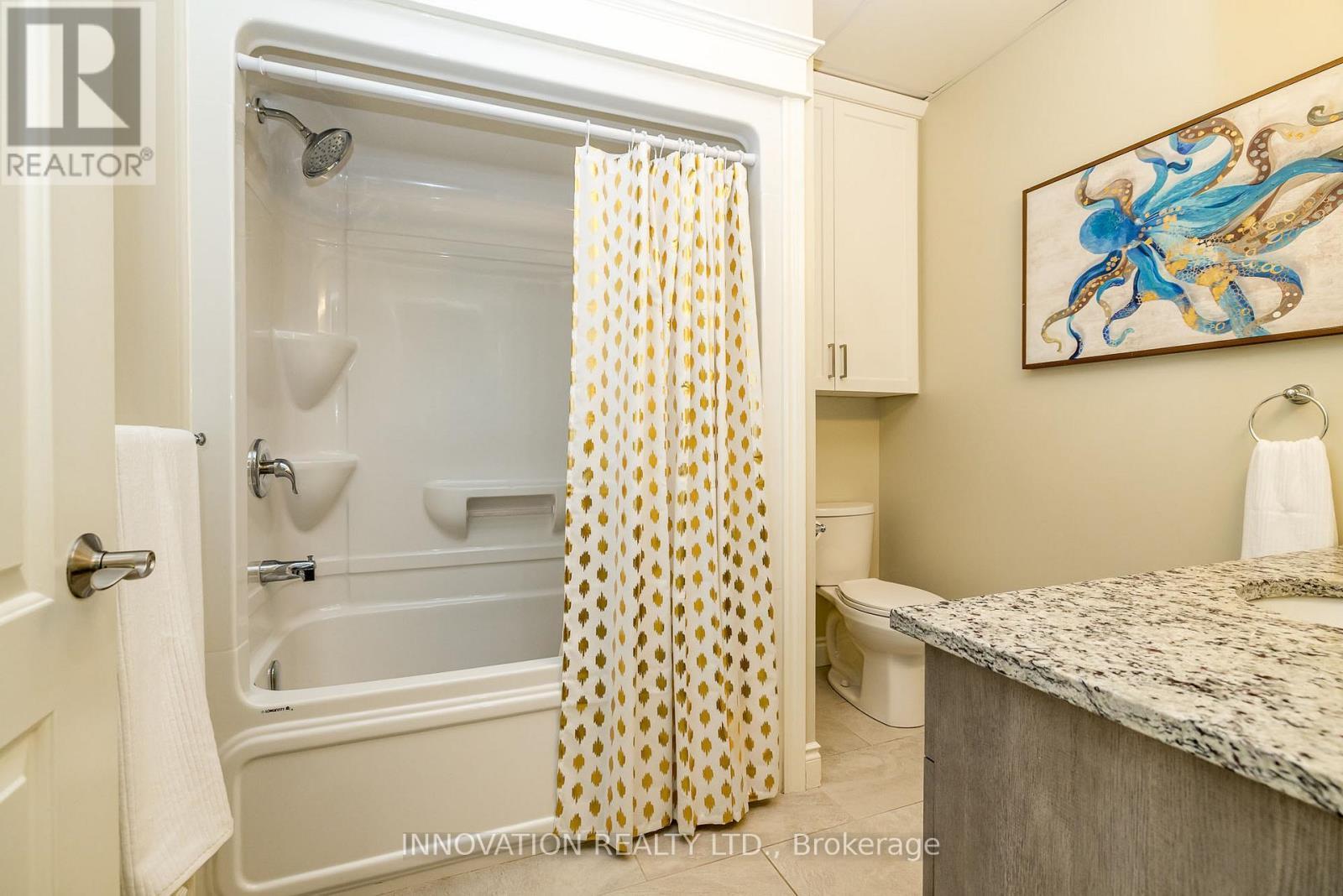 103 A Carriage Landing Drive, Horton, ON - Indoor Photo Showing Bathroom