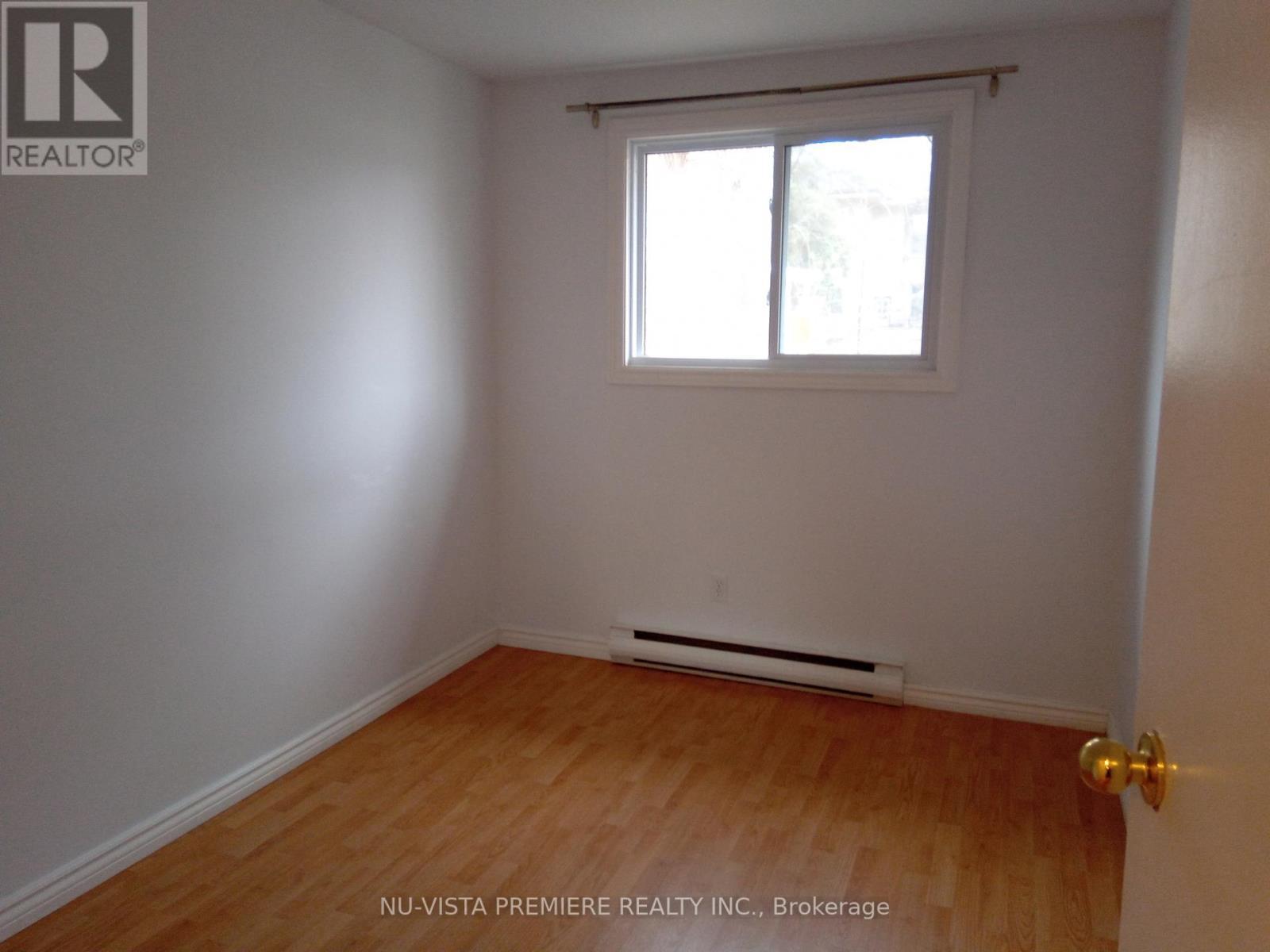 7 Horn Street, London South (South F), ON - Indoor Photo Showing Other Room