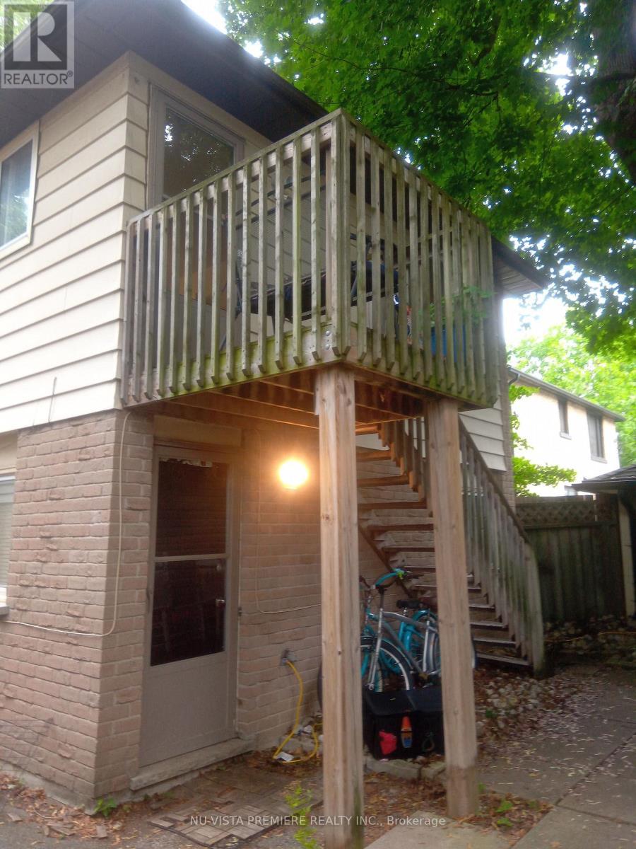 7 Horn Street, London South (South F), ON - Outdoor