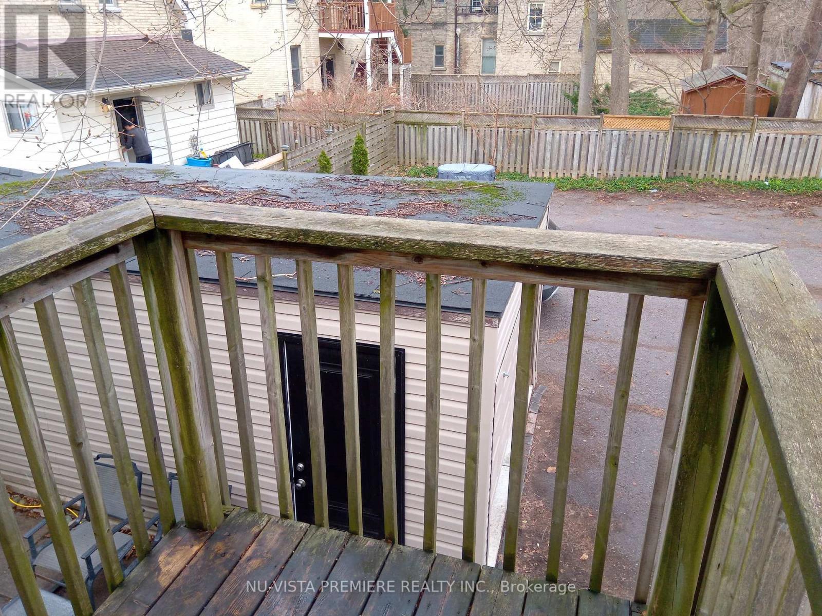 7 Horn Street, London South (South F), ON - Outdoor