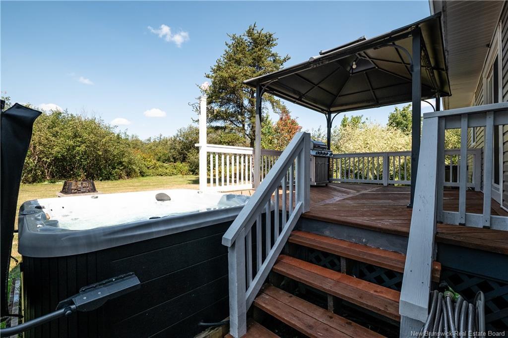 3261 Mountain Rd, Moncton, NB