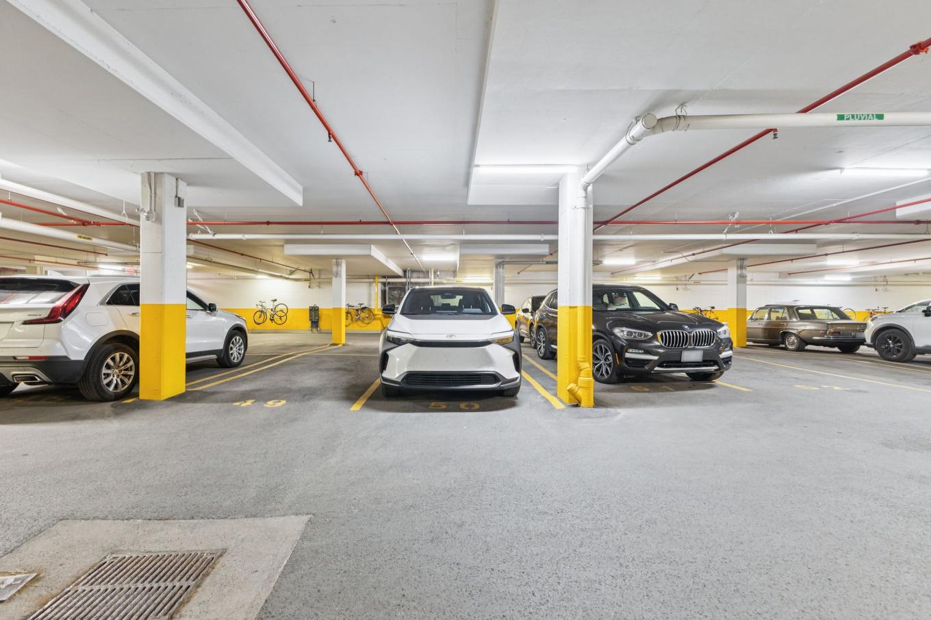 Garage - 608-1160 Ch. D'Aylmer, Gatineau (Aylmer), QC - Indoor Photo Showing Garage
