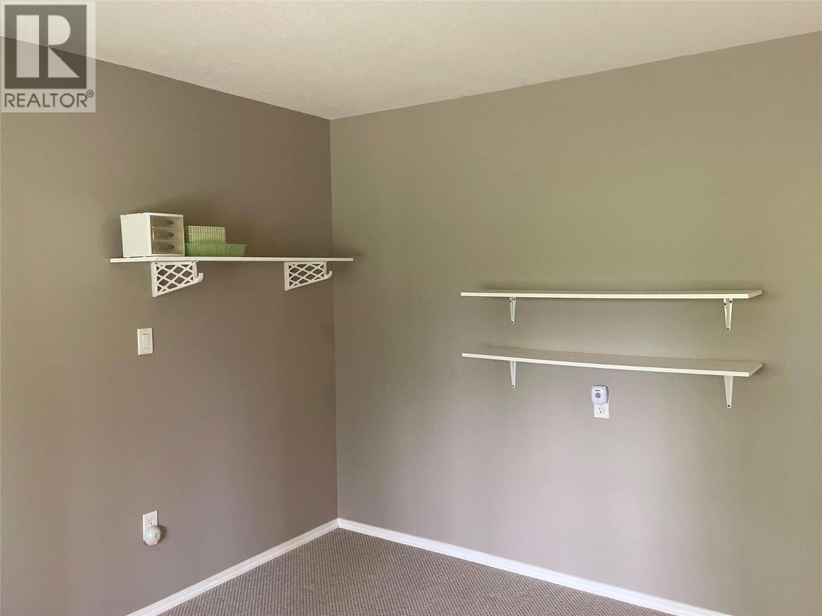 253 Chase Road, Christina Lake, BC - Indoor