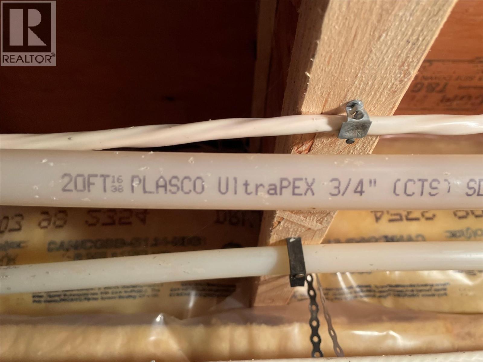 253 Chase Road, Christina Lake, BC - Indoor