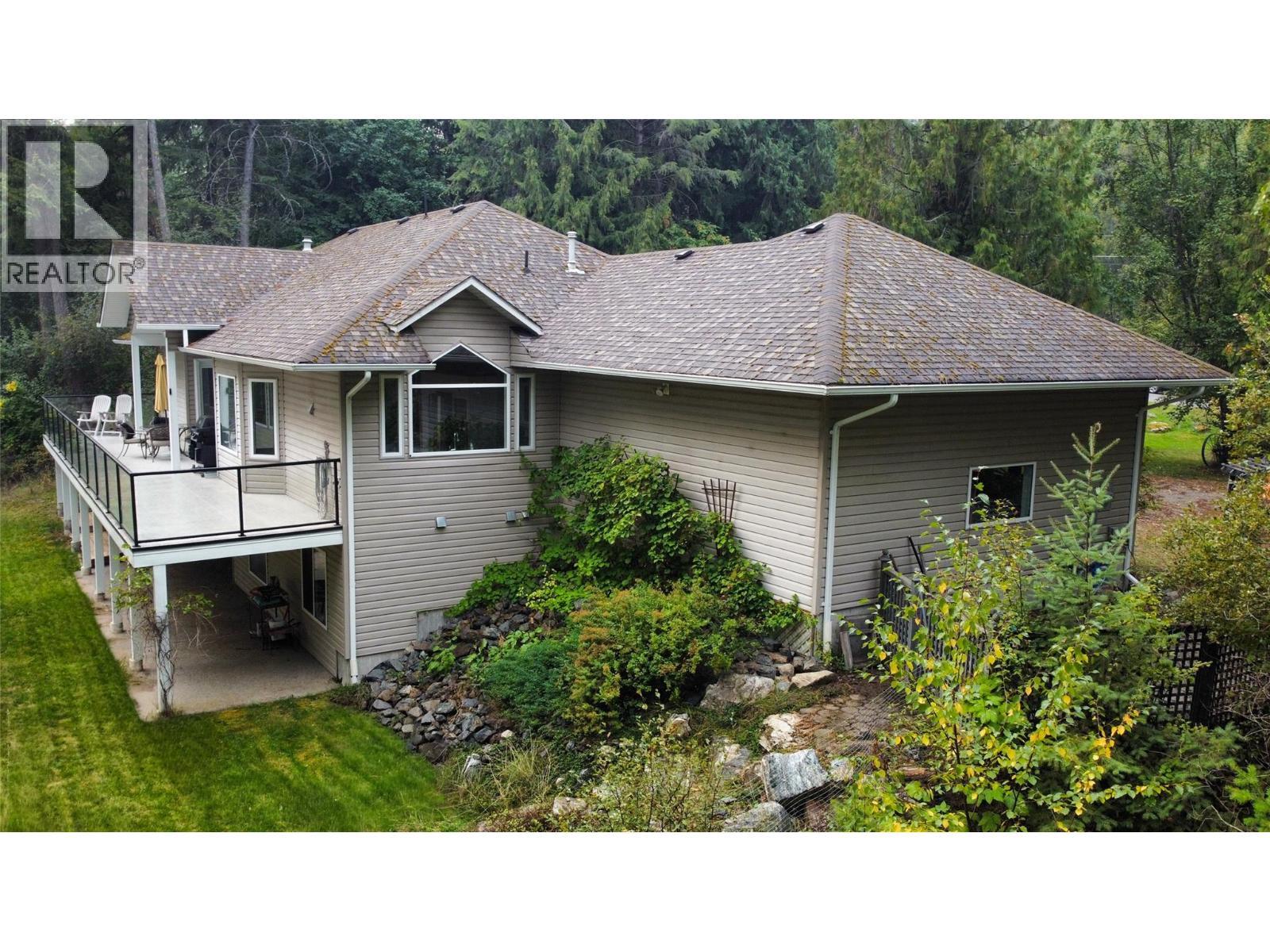 253 Chase Road, Christina Lake, BC - Outdoor With Deck Patio Veranda