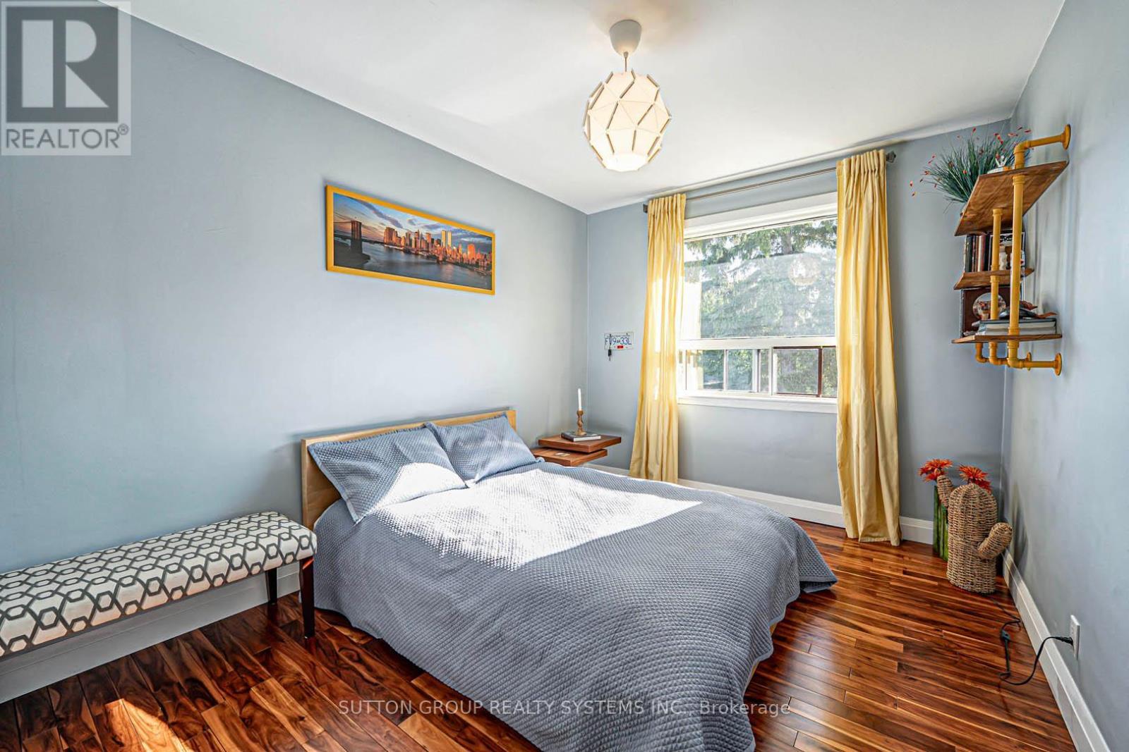 366 Renforth Drive, Toronto, ON - Indoor Photo Showing Bedroom