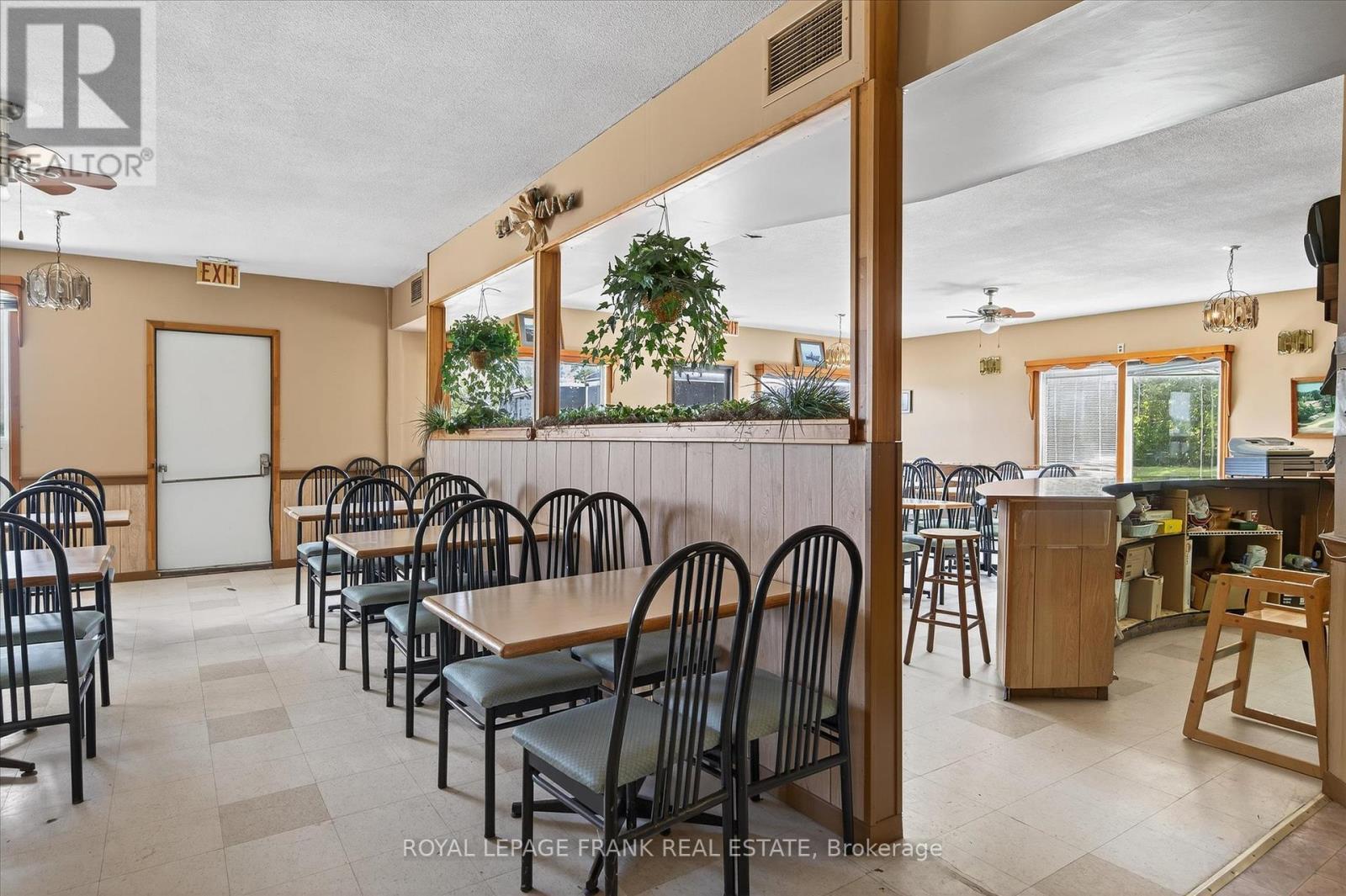 680 Serpent Mounds Road, Otonabee-South Monaghan, ON - Indoor Photo Showing Dining Room