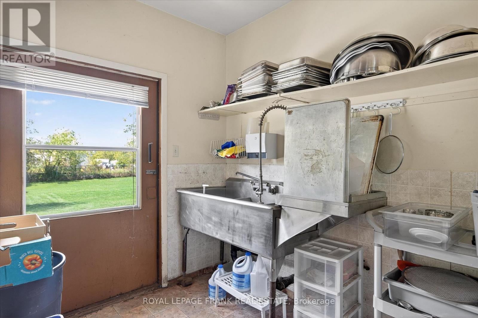 680 Serpent Mounds Road, Otonabee-South Monaghan, ON - Indoor Photo Showing Laundry Room
