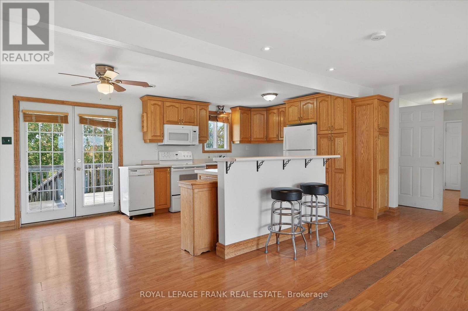 680 Serpent Mounds Road, Otonabee-South Monaghan, ON - Indoor Photo Showing Kitchen