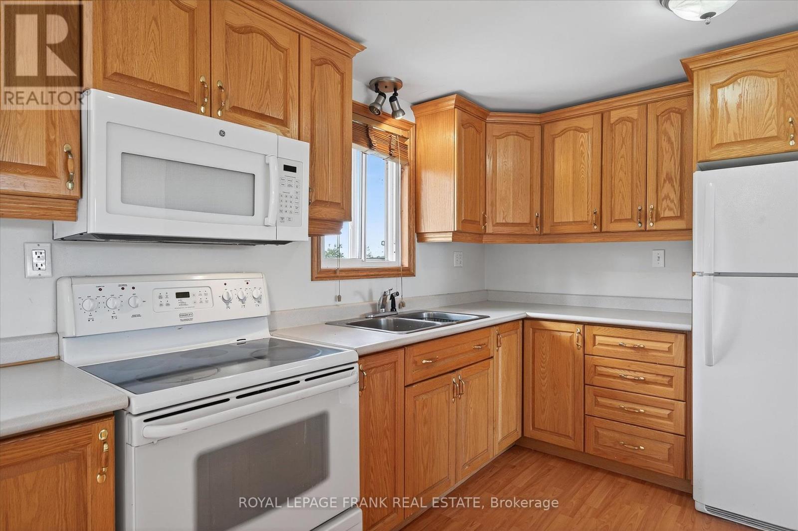 680 Serpent Mounds Road, Otonabee-South Monaghan, ON - Indoor Photo Showing Kitchen With Double Sink