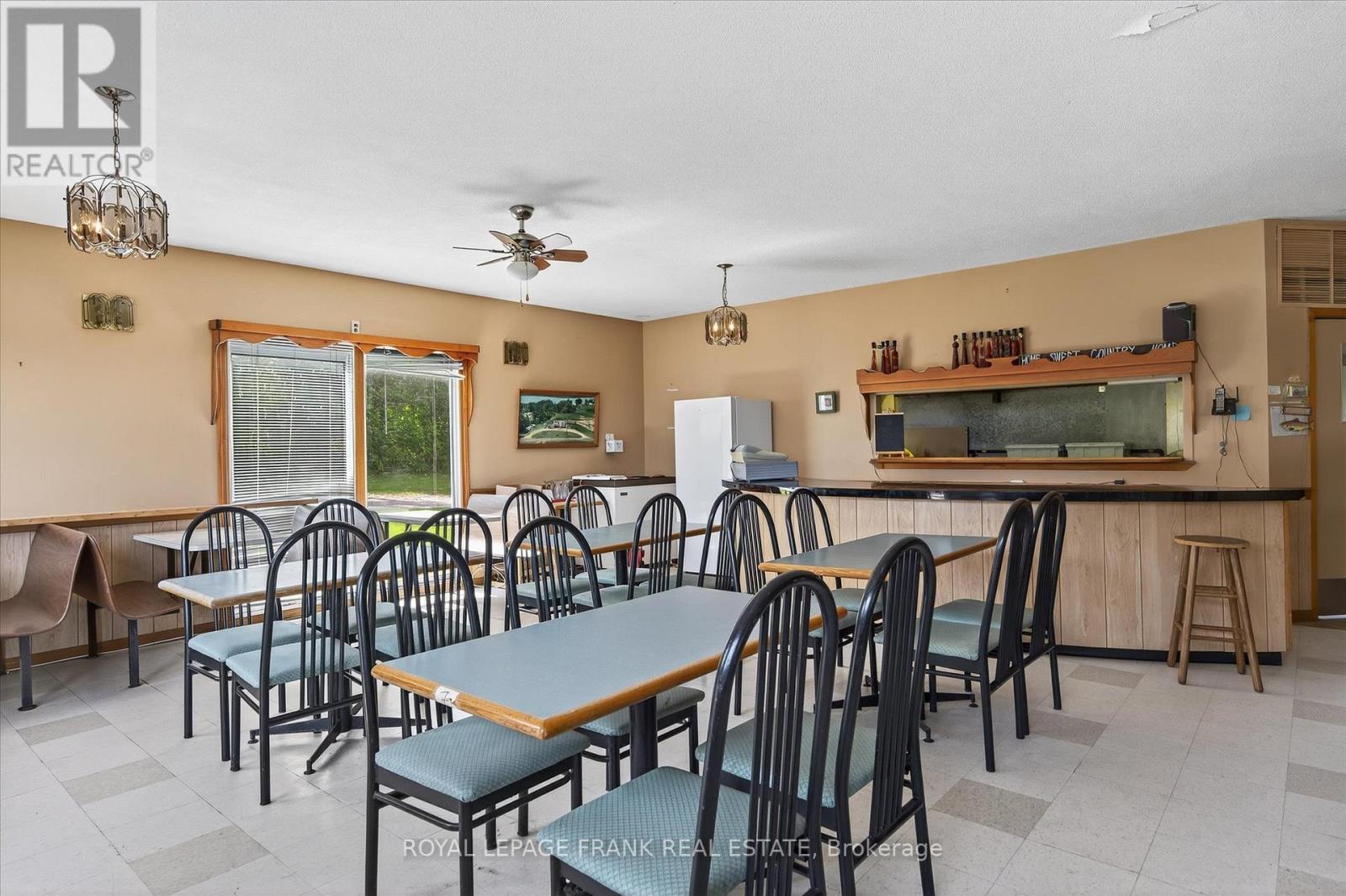 680 Serpent Mounds Road, Otonabee-South Monaghan, ON - Indoor Photo Showing Dining Room