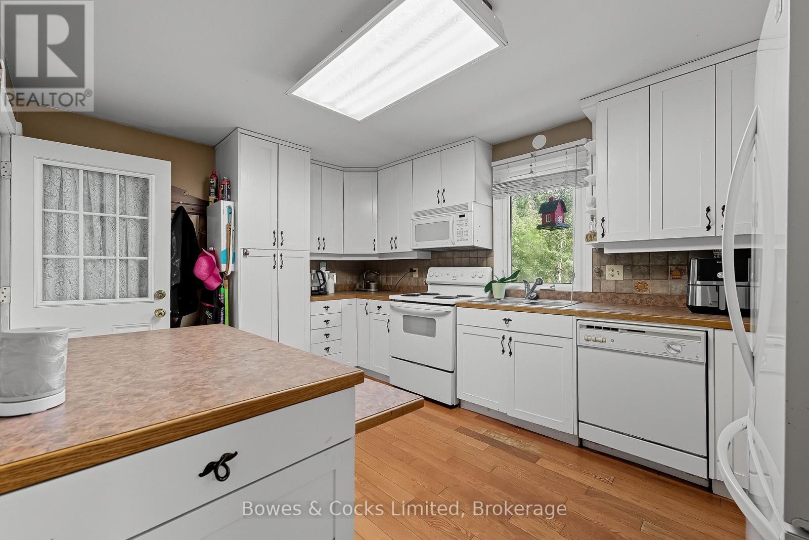40 Victoria Street, Asphodel-Norwood (Norwood), ON - Indoor Photo Showing Kitchen