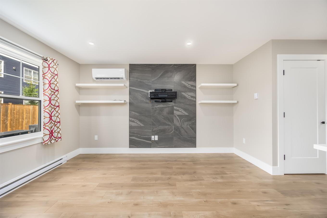 89 Harold Court, Cornwall, PE