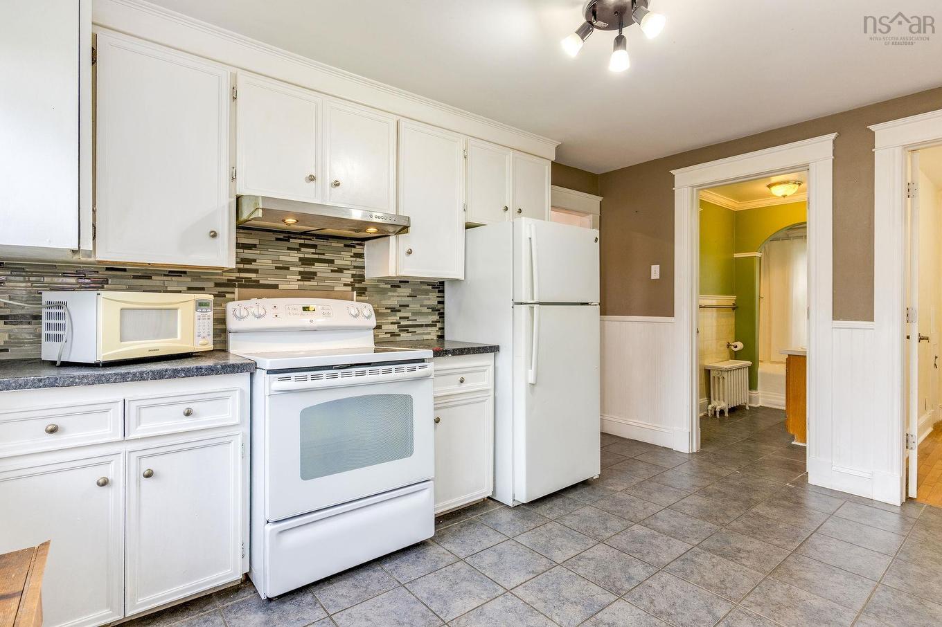 17 Melrose Avenue, Halifax, NS