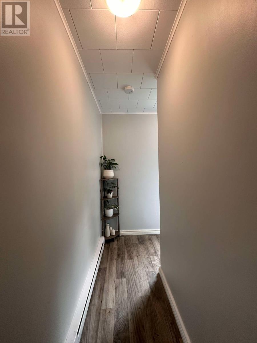 375 A & B Creston Boulevard, Marystown, NL - Indoor Photo Showing Other Room