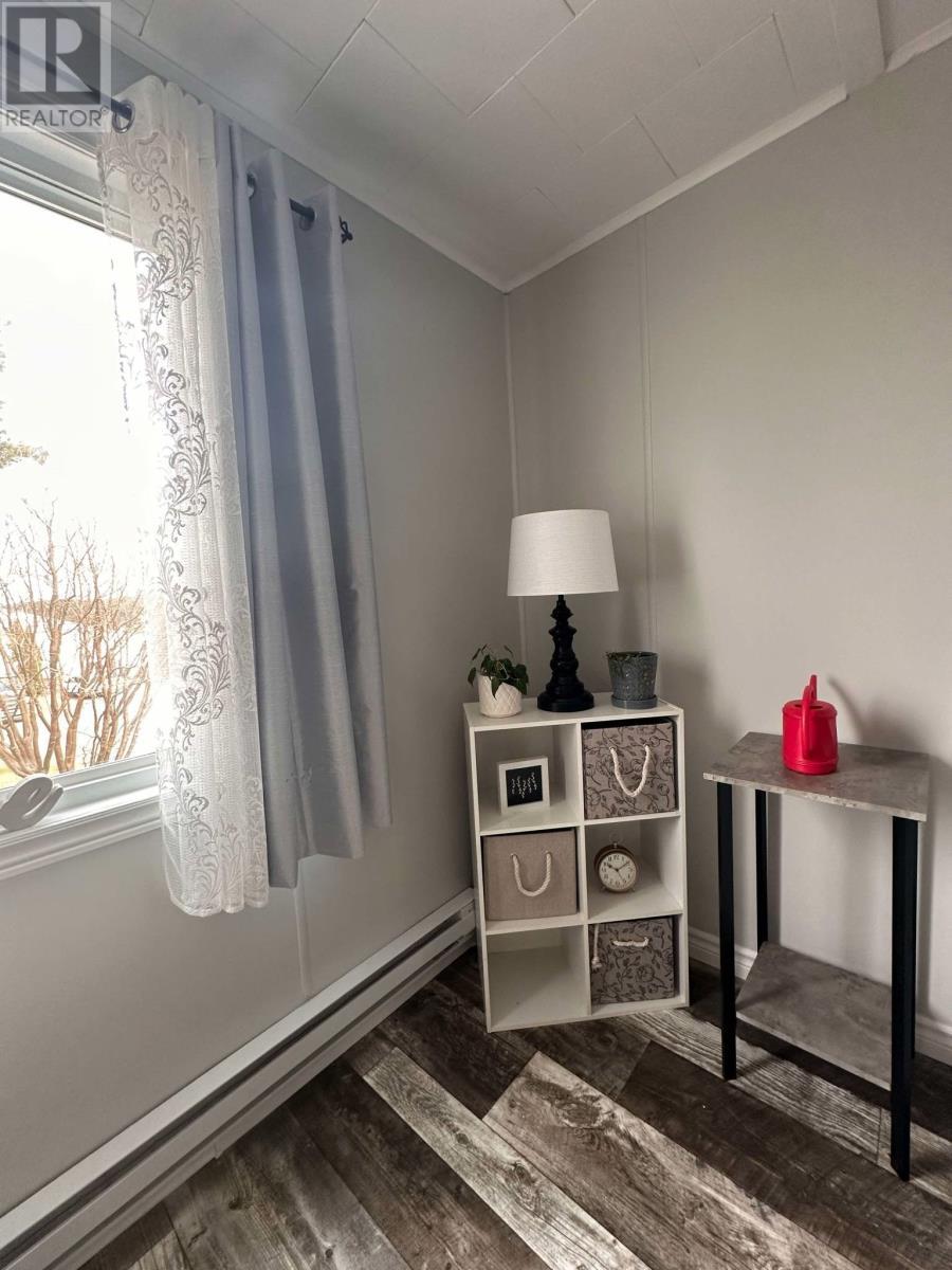 375 A & B Creston Boulevard, Marystown, NL - Indoor