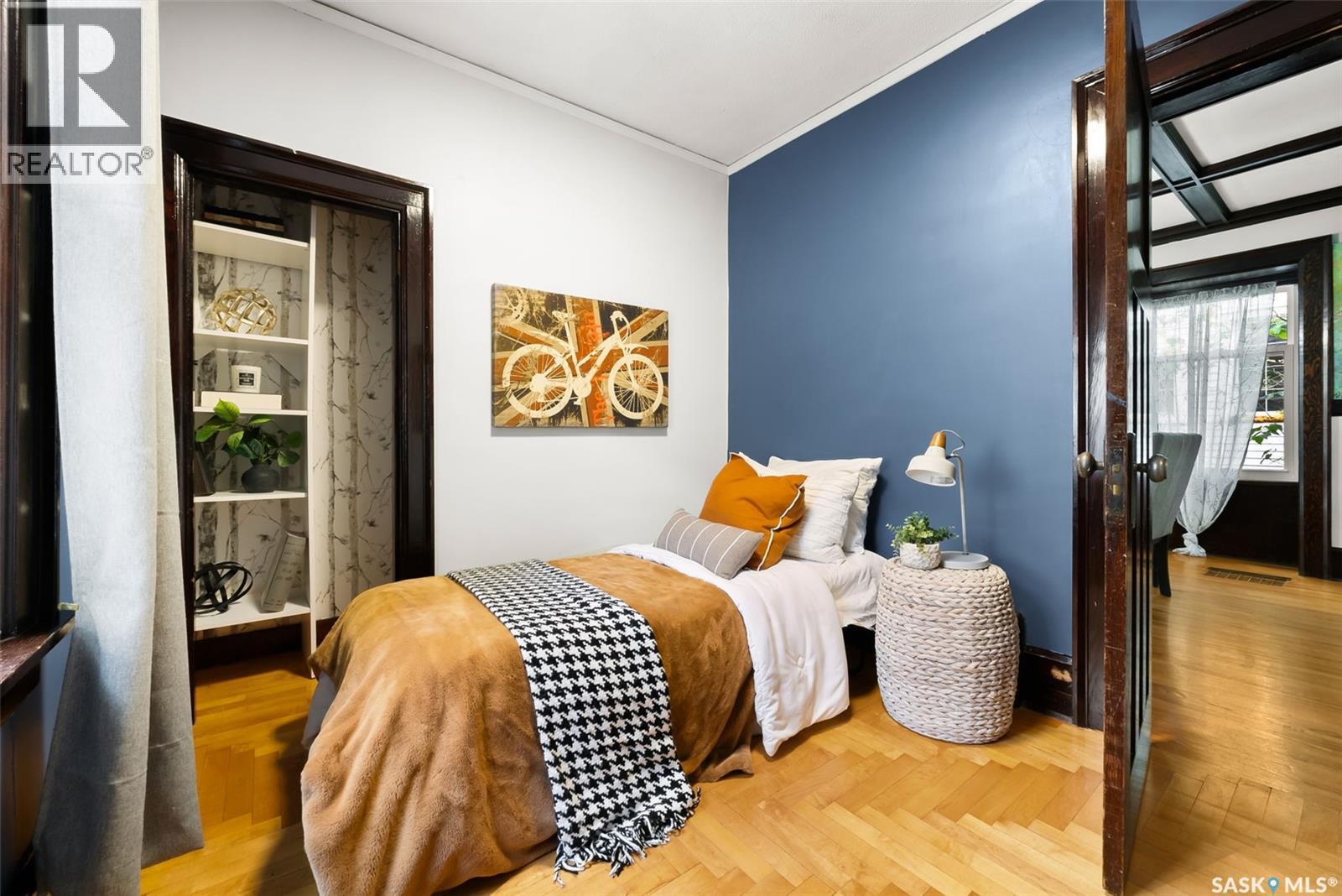 2054 Pasqua Street, Regina, SK - Indoor Photo Showing Bedroom