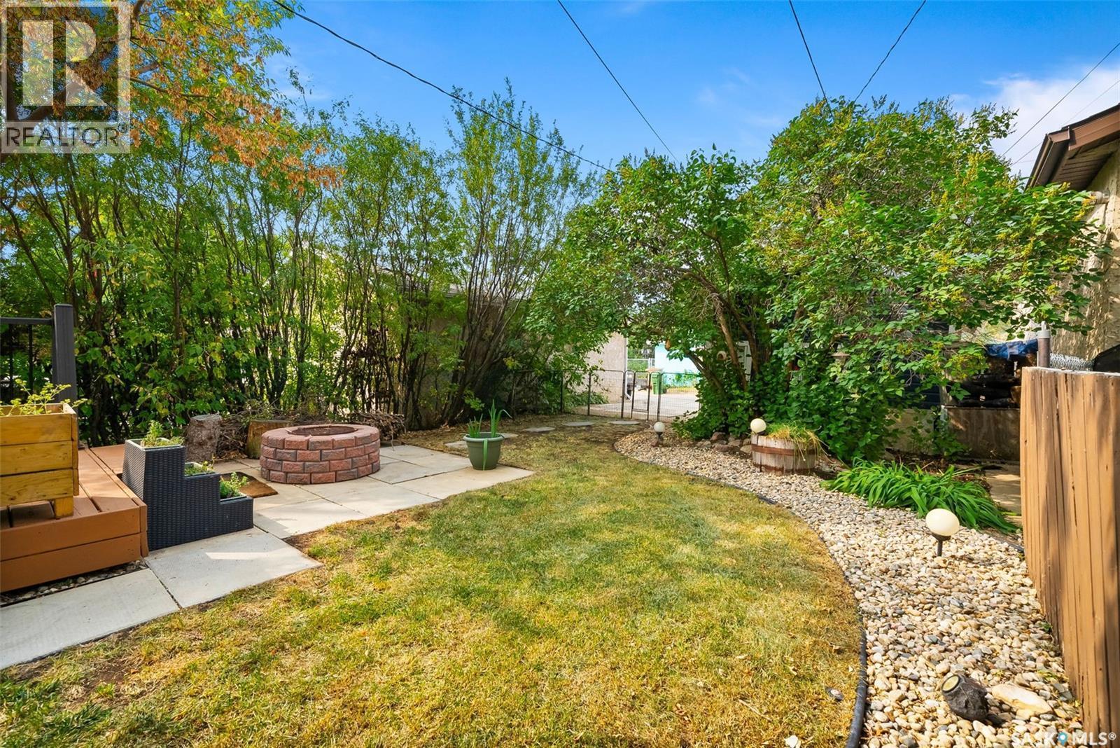 2054 Pasqua Street, Regina, SK - Outdoor