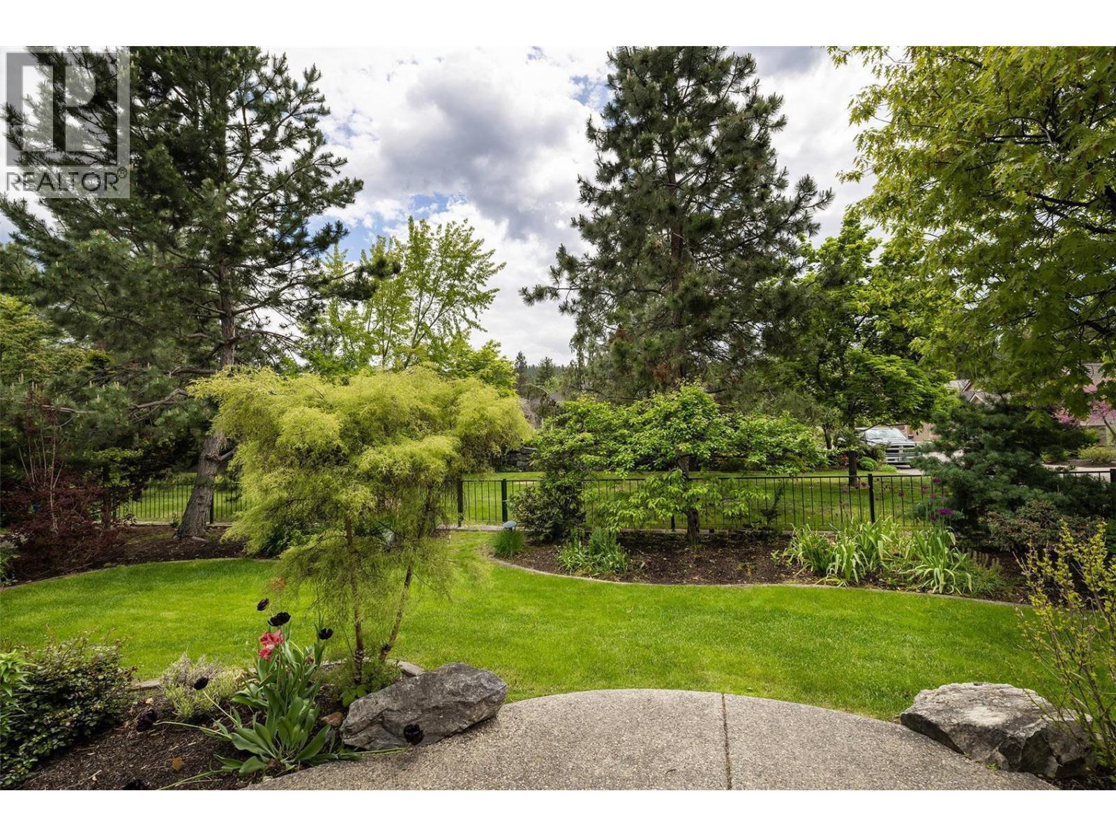 4141 Gallaghers Forest Road S, Kelowna, BC - Outdoor