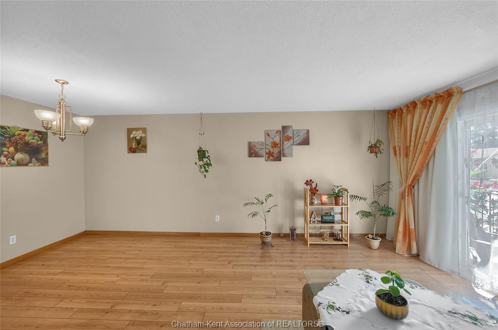 207 Coverdale Street, Chatham, ON