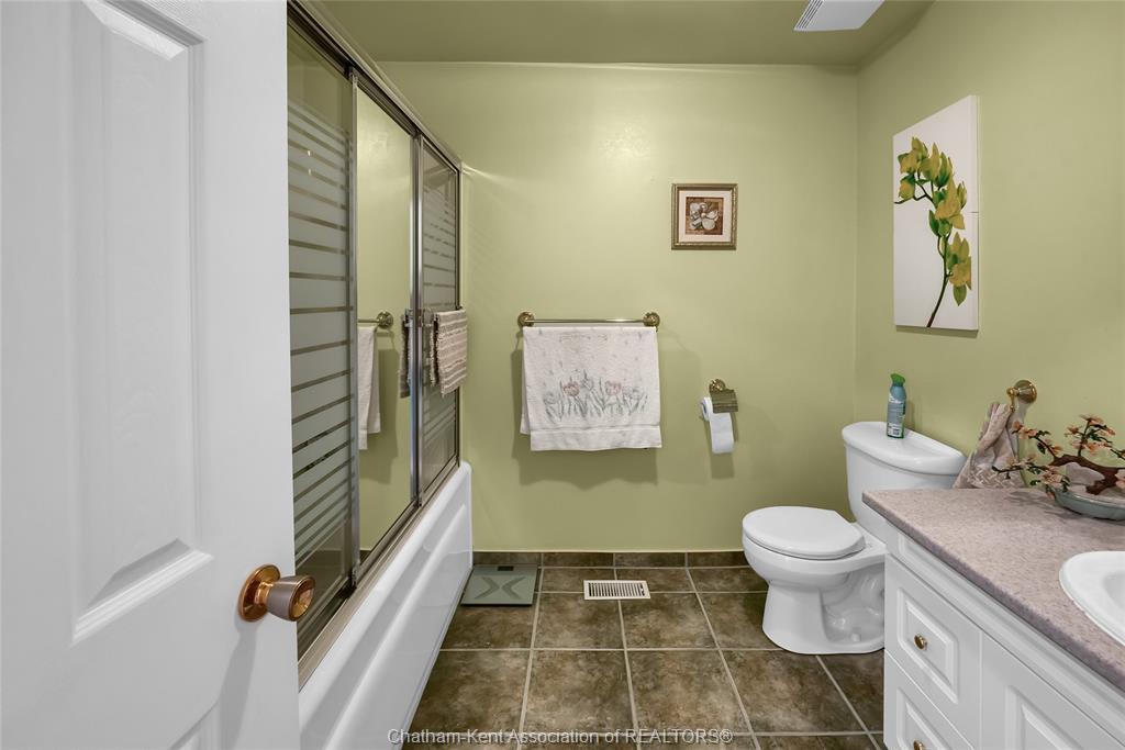 207 Coverdale Street, Chatham, ON