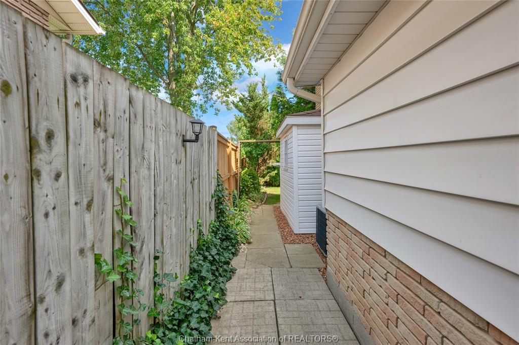 207 Coverdale Street, Chatham, ON