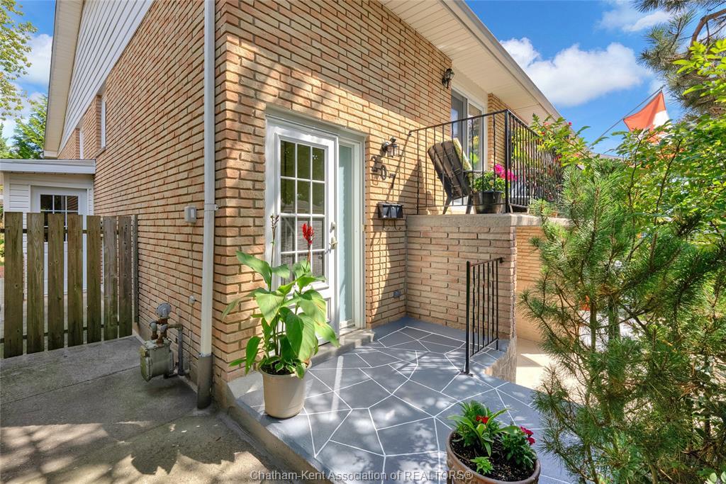 207 Coverdale Street, Chatham, ON