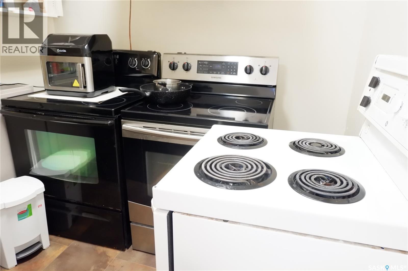 221 Centre Street, Assiniboia, SK