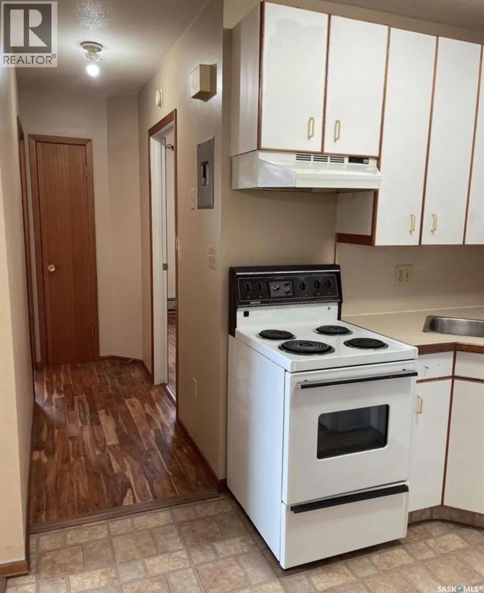 221 Centre Street, Assiniboia, SK