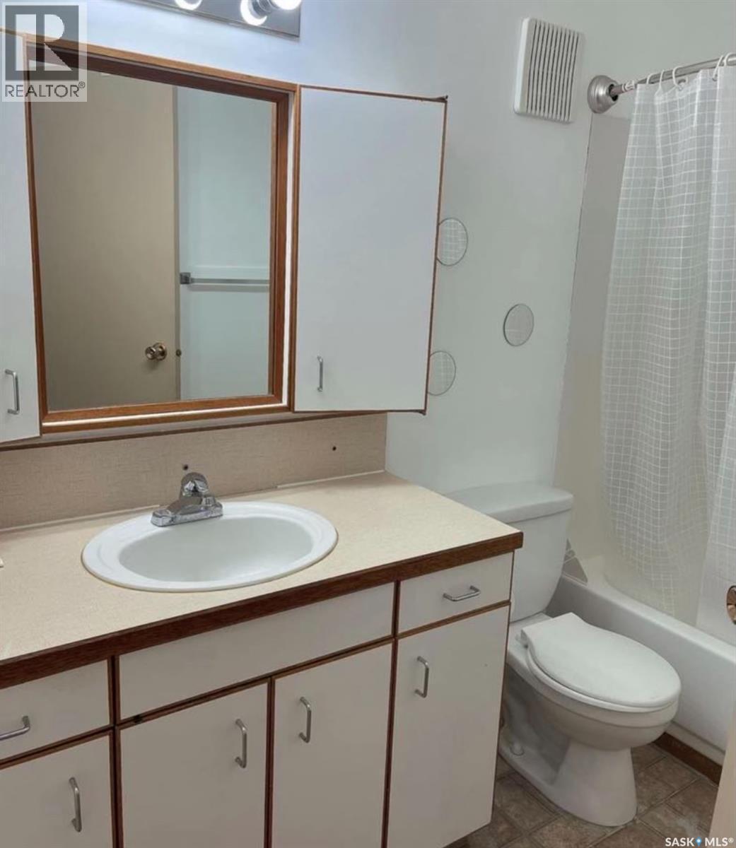 221 Centre Street, Assiniboia, SK