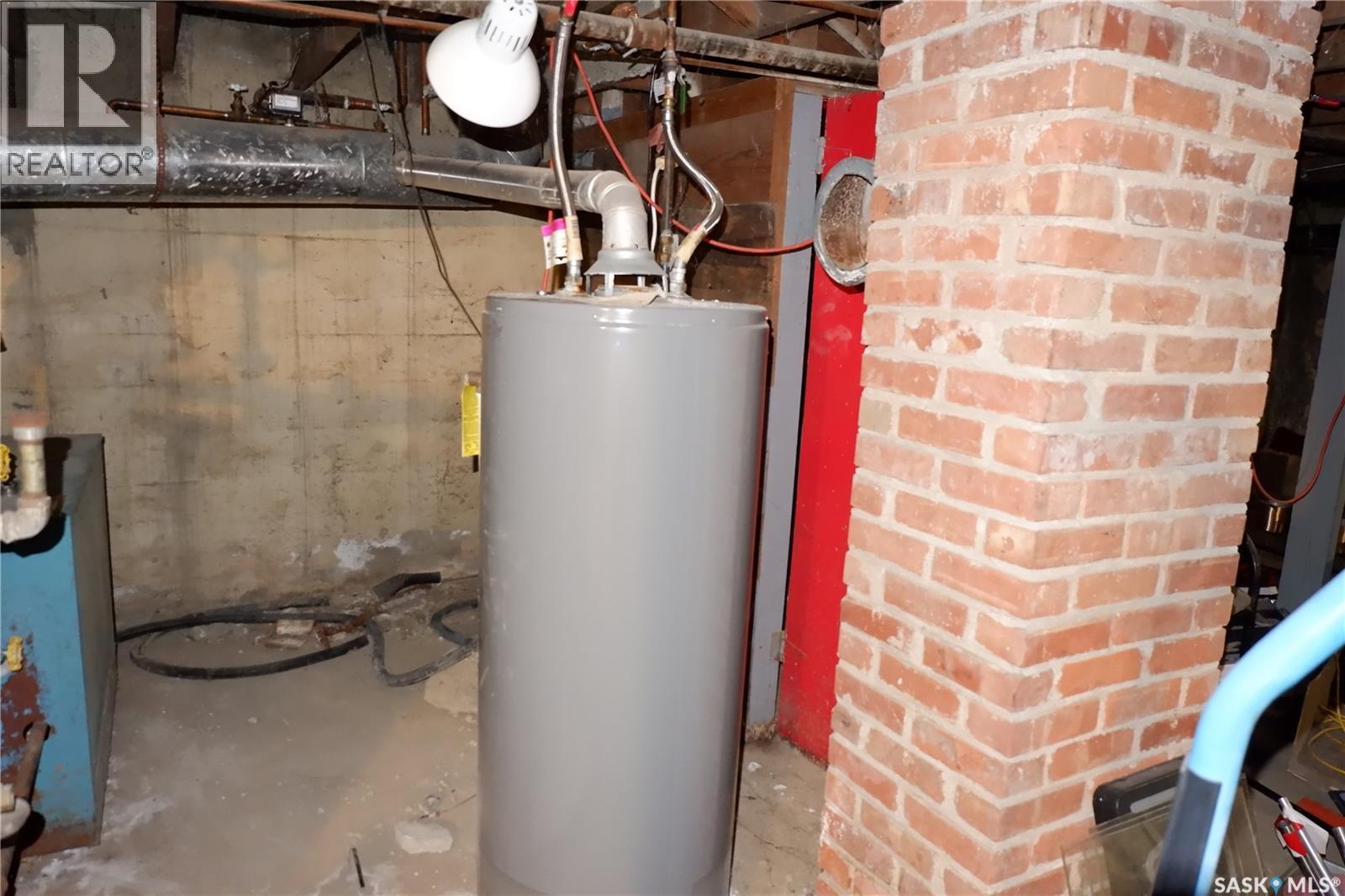 221 Centre Street, Assiniboia, SK