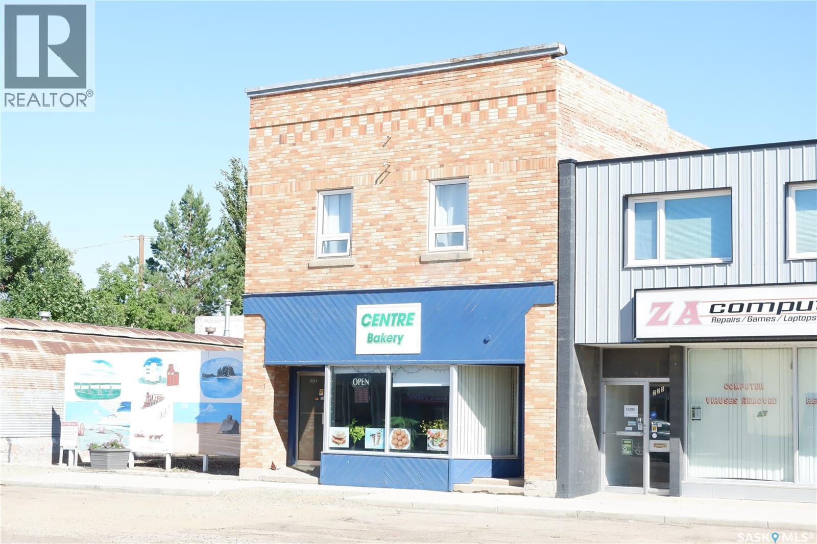 221 Centre Street, Assiniboia, SK
