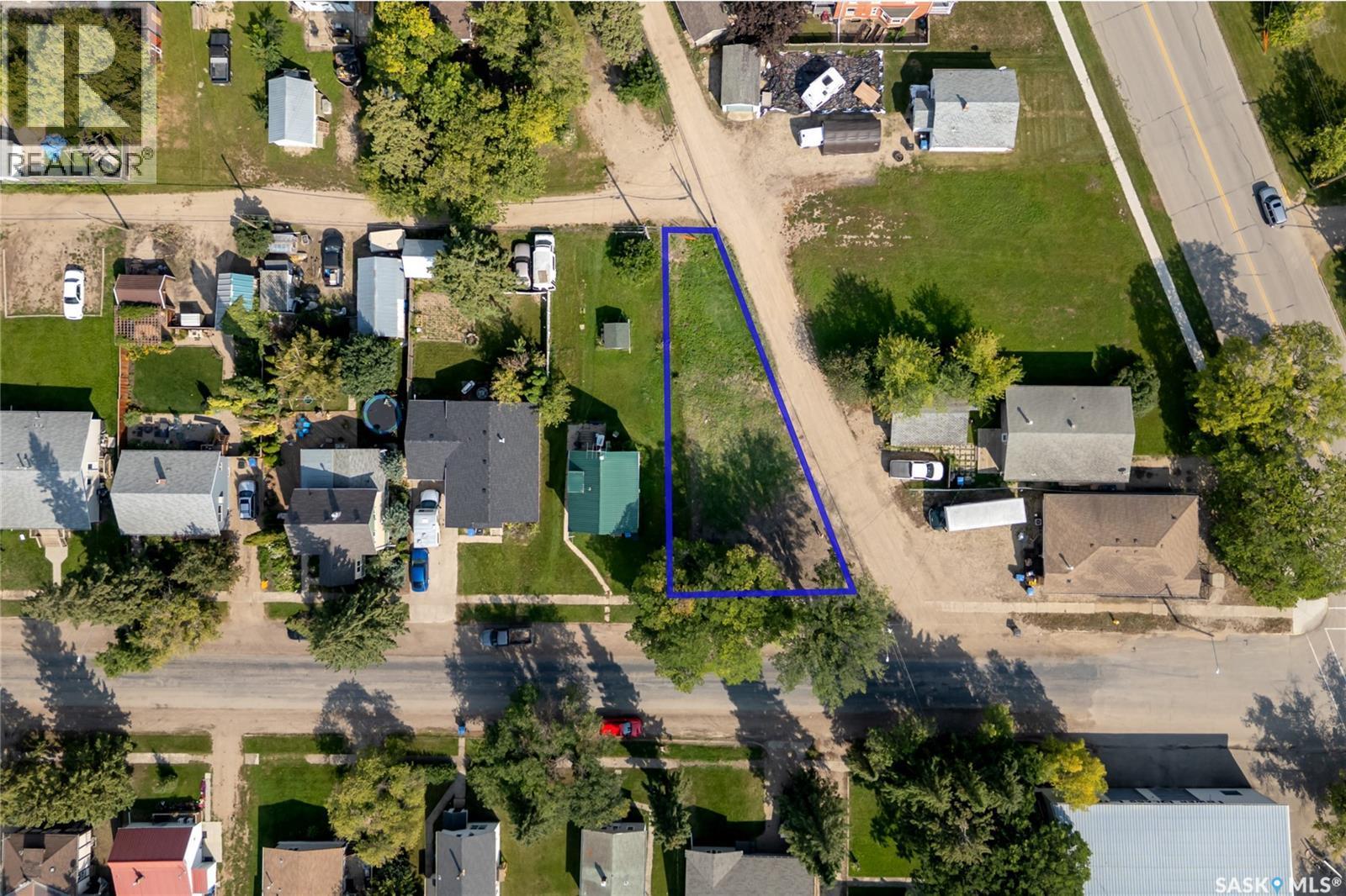 302 Burrows Avenue W, Melfort, SK