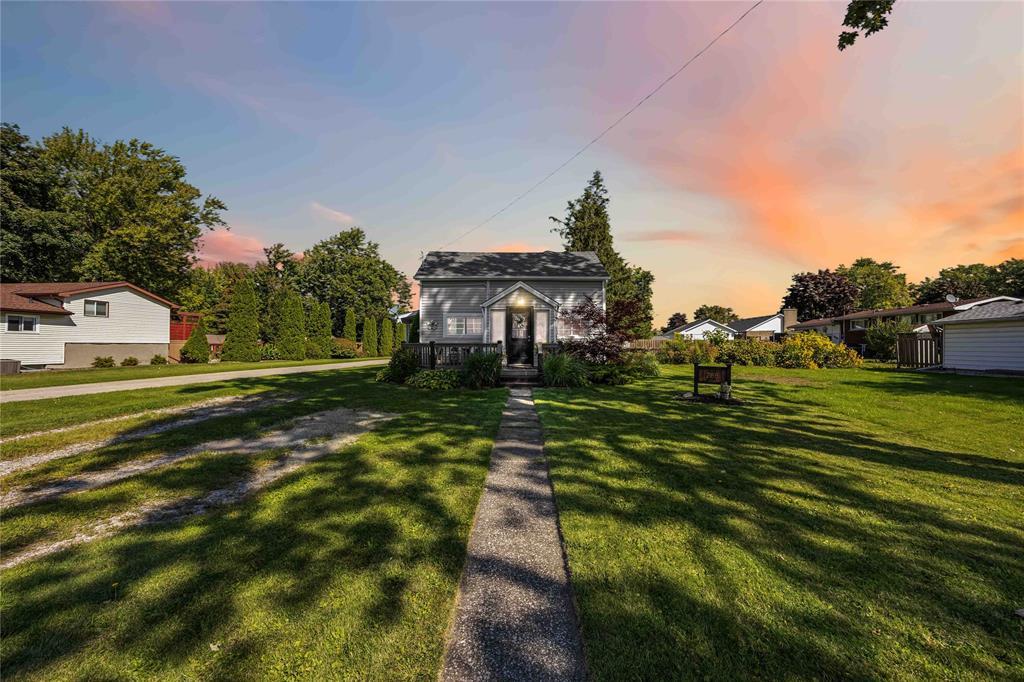 268 Hill Street, St Clair, ON