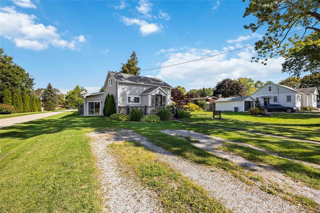 268 Hill Street, St Clair, ON